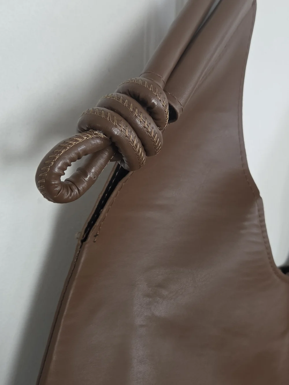 Unknown* Brown Leather-Style Knotted Hobo Bag